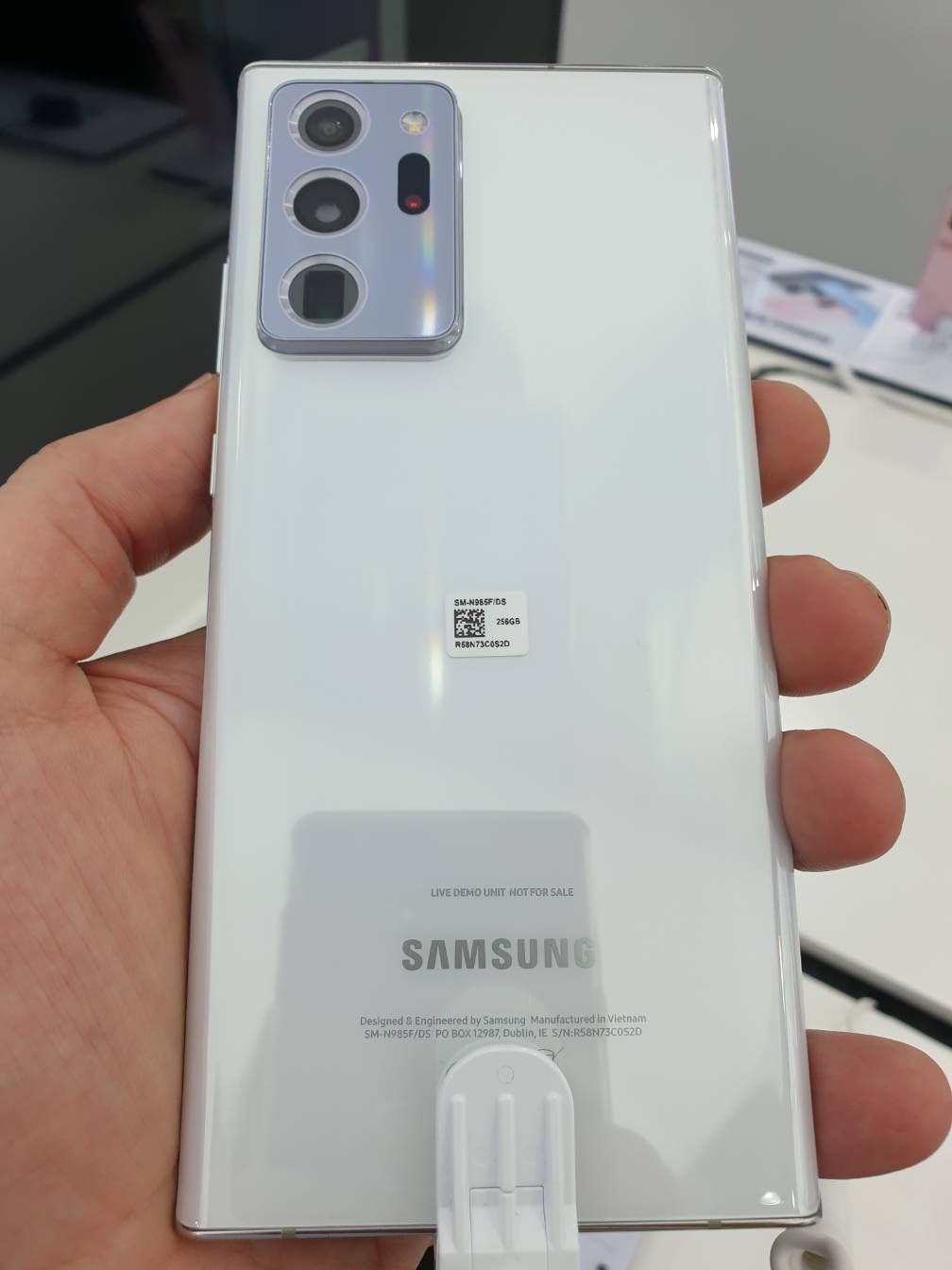 Samsung Galaxy Note20 Ultra appears in Mystic White shade