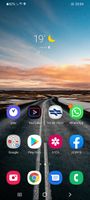 Screenshot_20210203-230428_One UI Home.jpg
