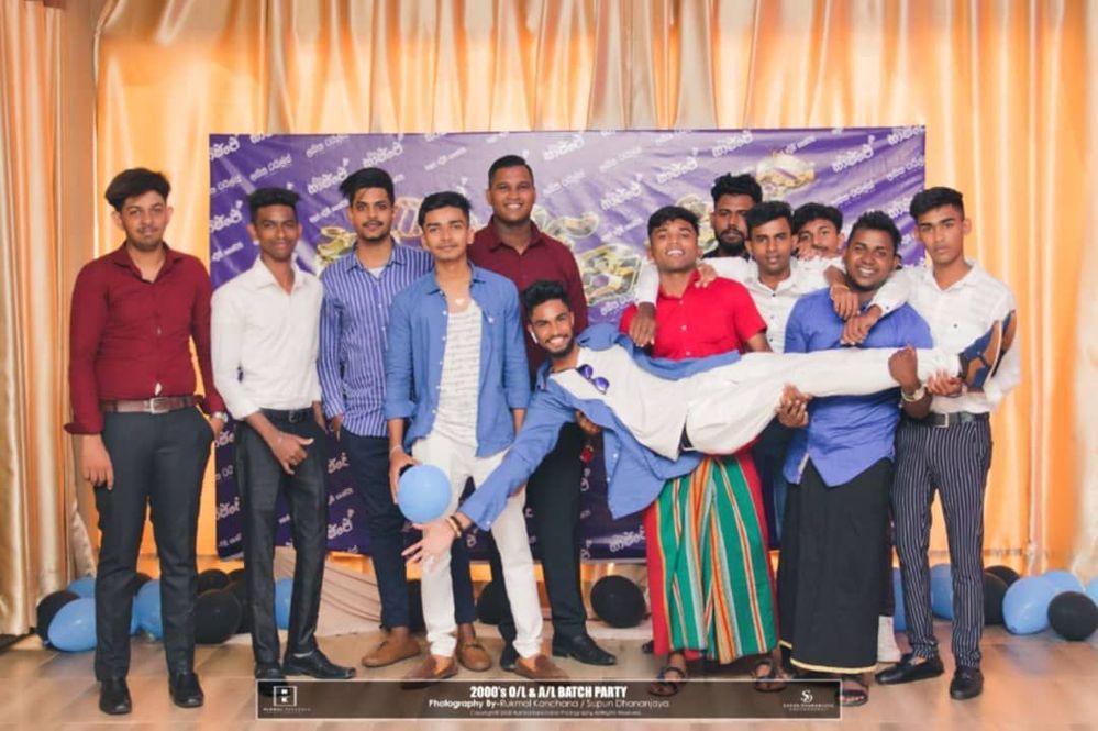 Batch Party  saajje (සාජ්ජේ)