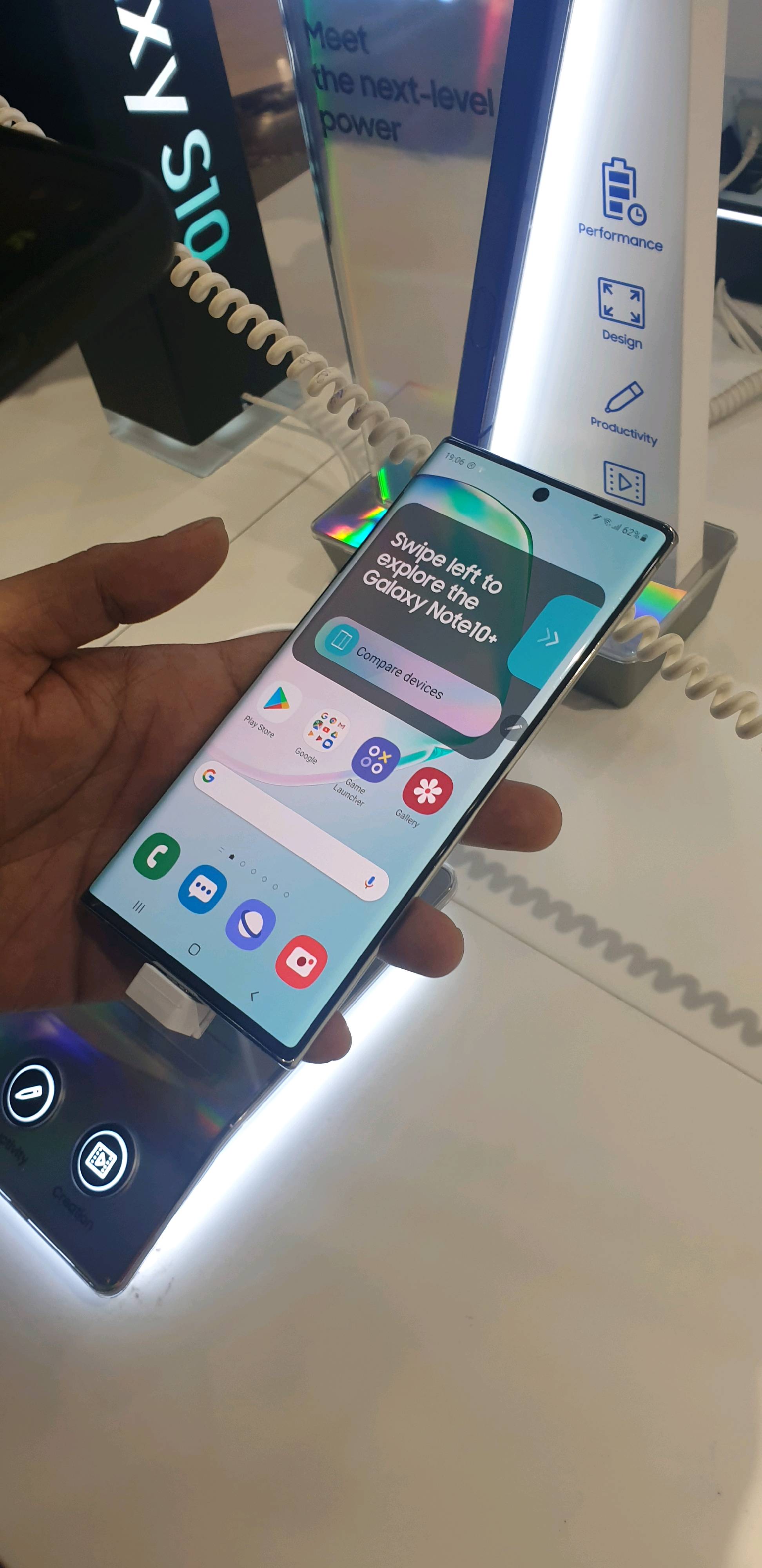 note 10 hands free