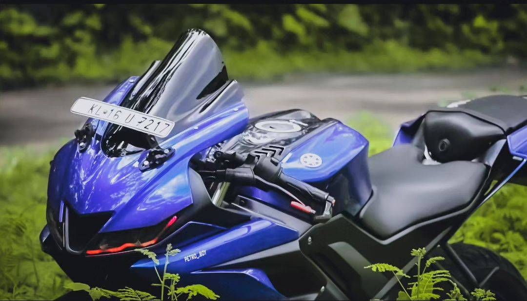 Yamaha r15 deals v3 blue