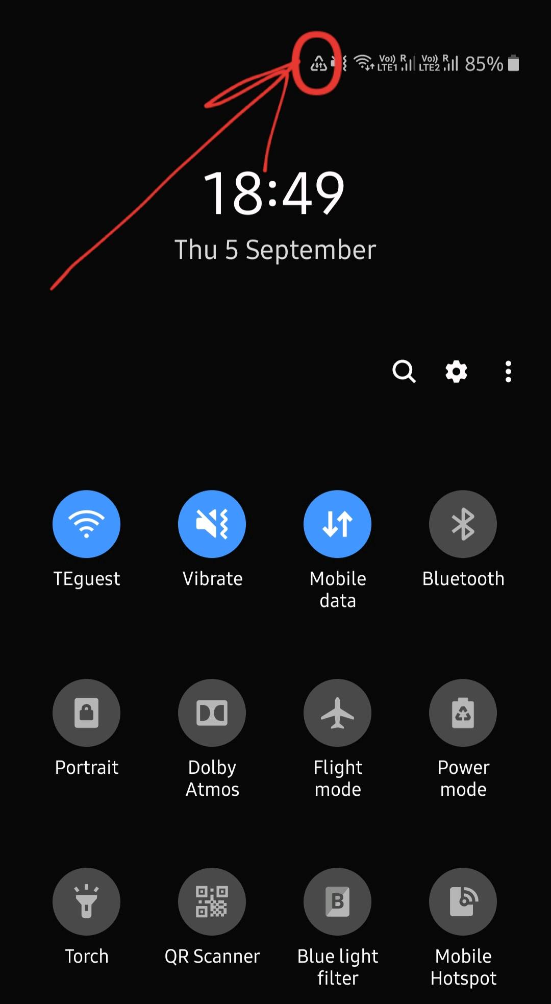 triangle symbol on status bar - Samsung Members