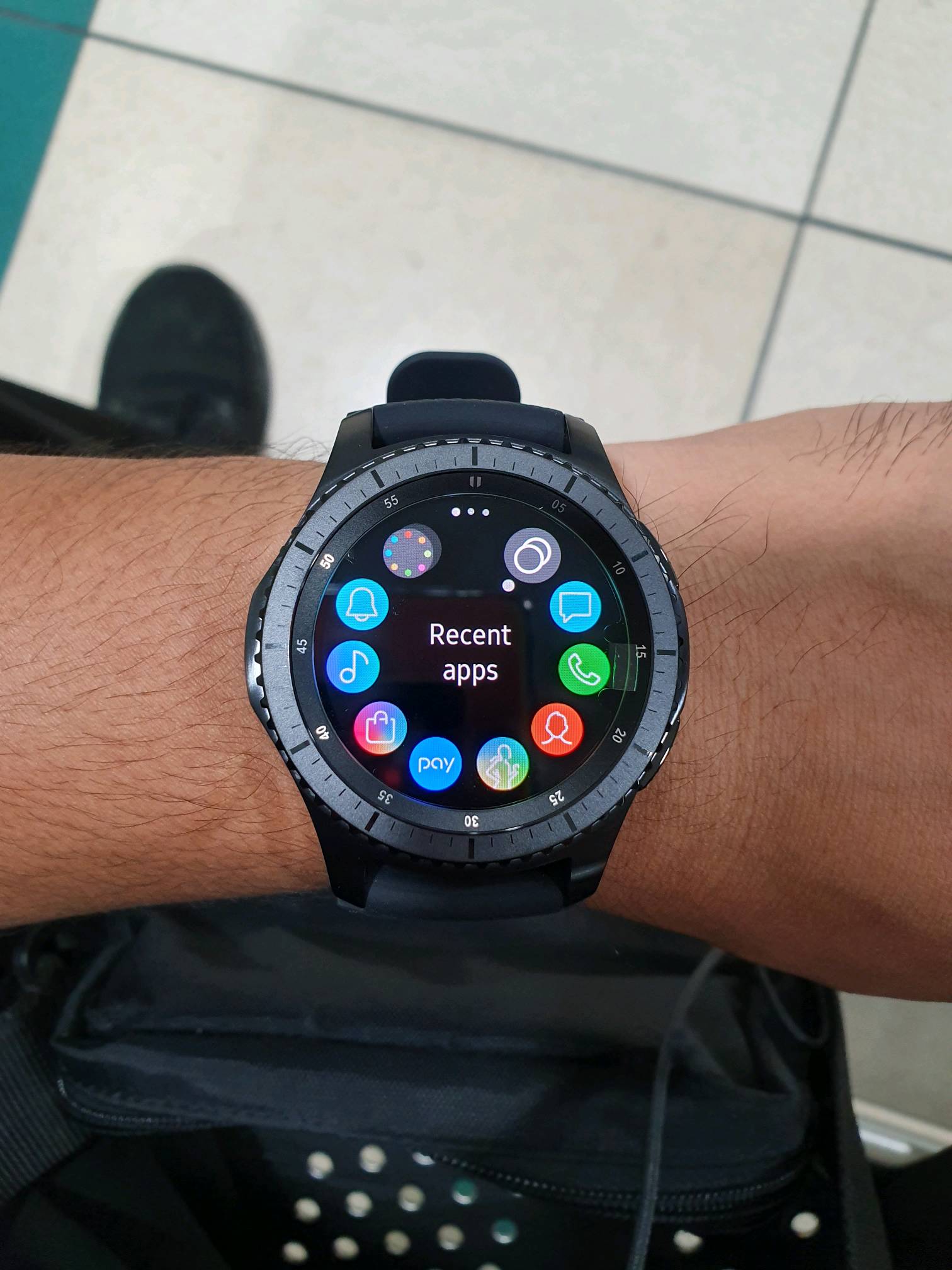 Samsung Pay is not showing on my gear s3 frontier - Samsung Members